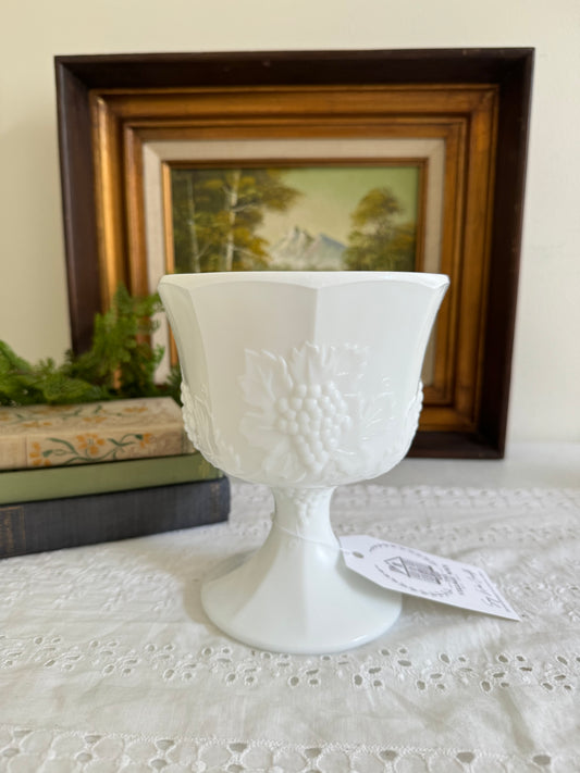 Vintage Milk Glass Candle- Juniper Berry