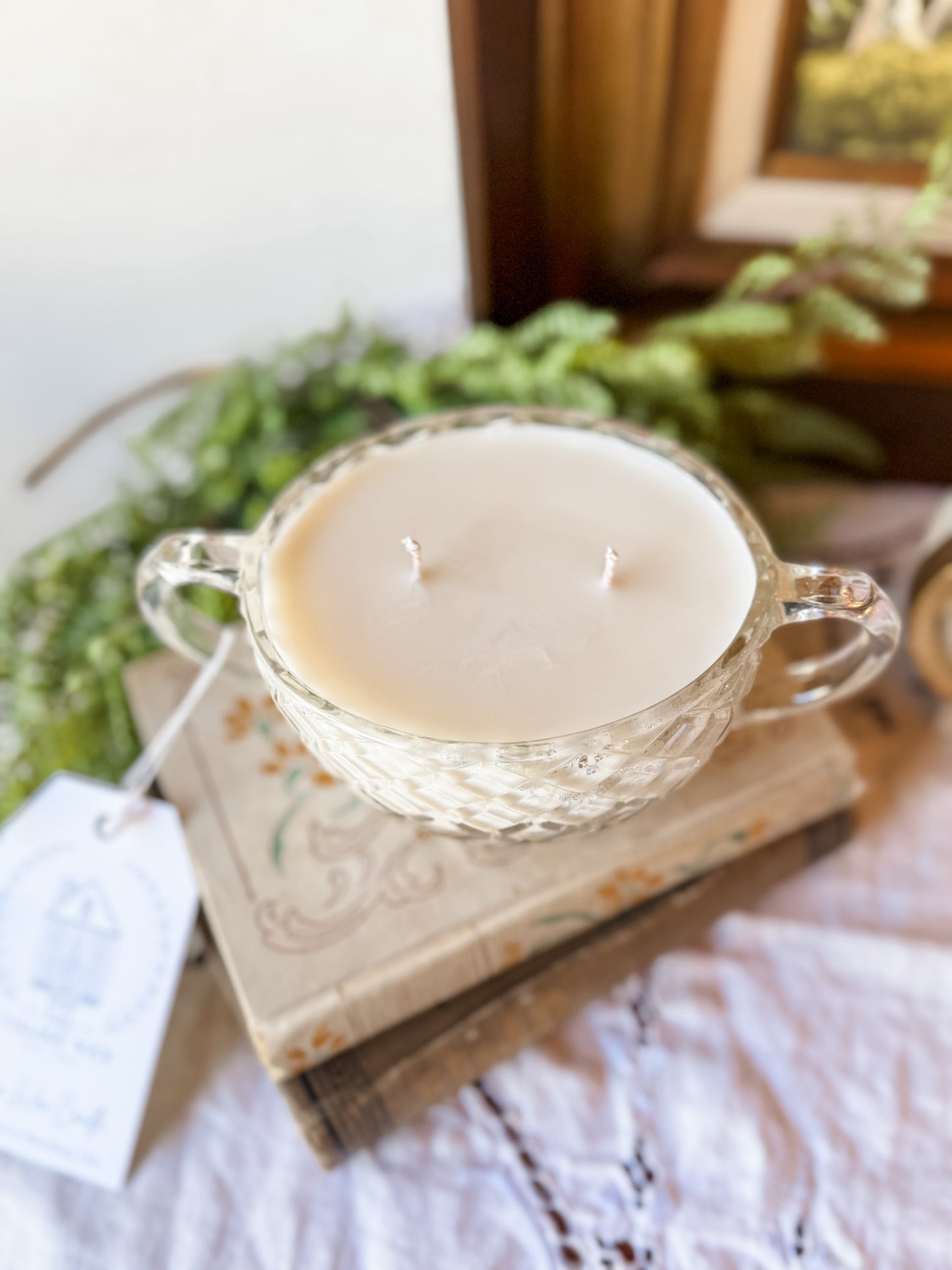 Vintage Oval Glass Candle with Handles - Georgia Peach